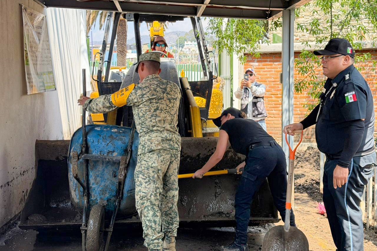 Gobierno de Alfonso Sánchez García escucha y resuelve afectaciones en kinder 'Enrique Pestalozzi' tras granizo y lluvia